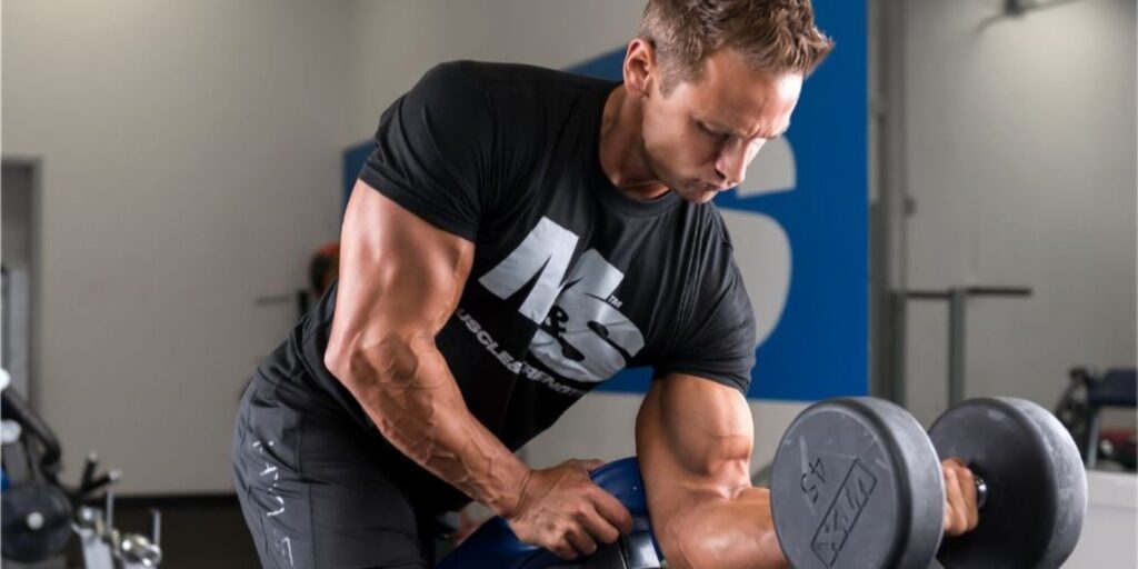 man bicep curl.